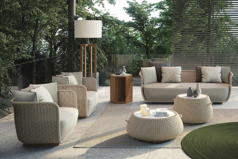 outdoor patio lounge set.