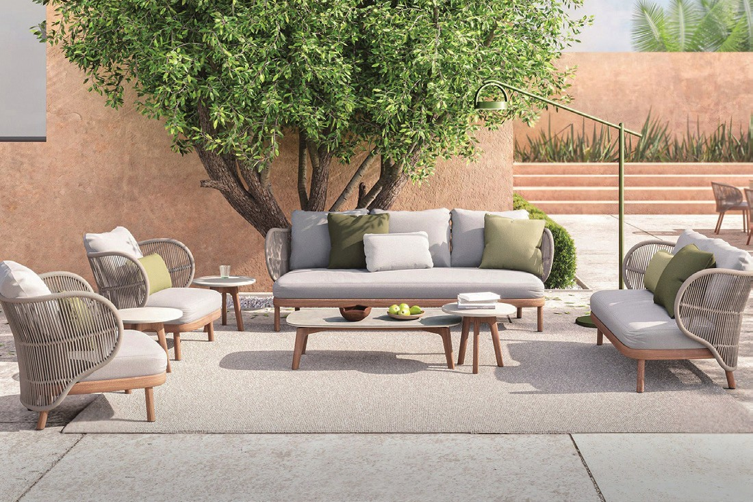 outdoor patio lounge set.