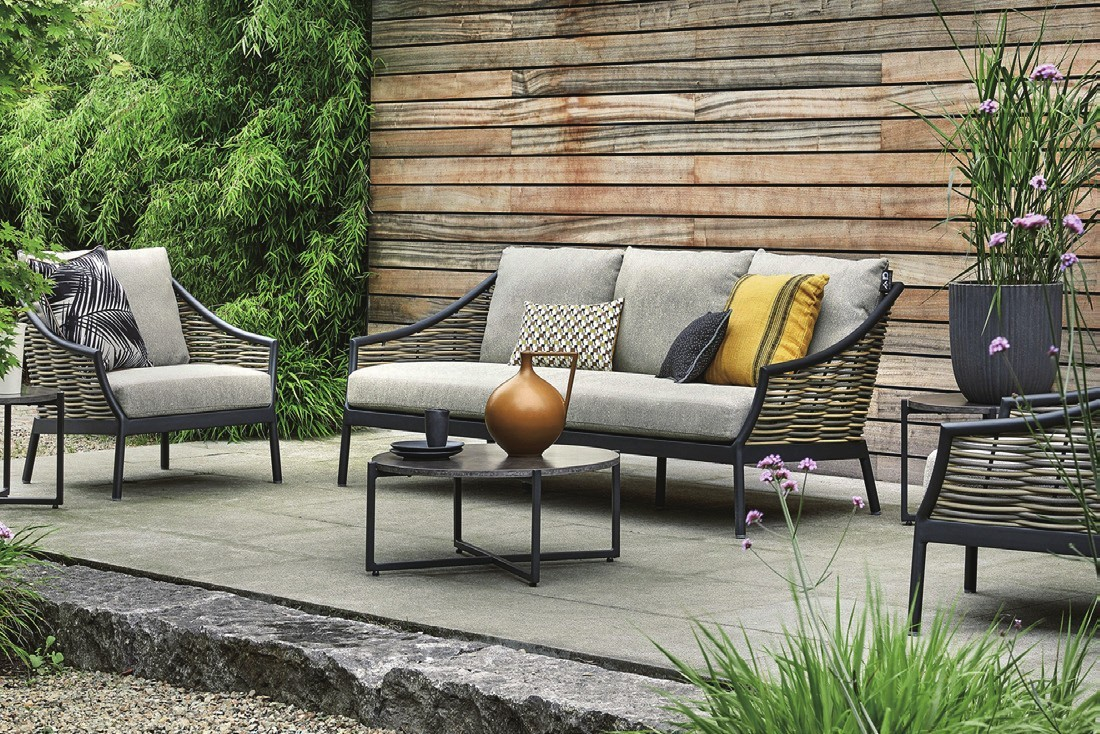 outdoor patio lounge set with armchairs