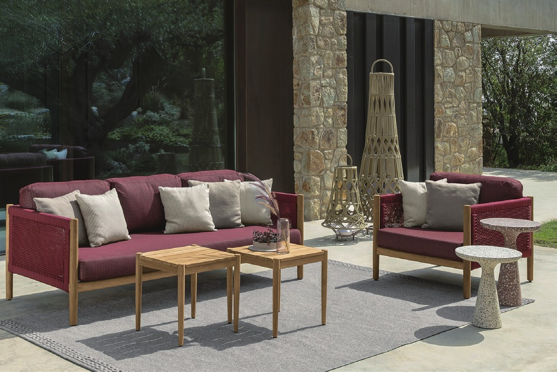 outdoor patio lounge set with armchairs