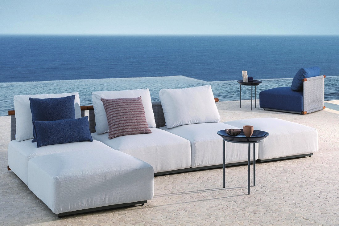 modular outdoor sofa 
