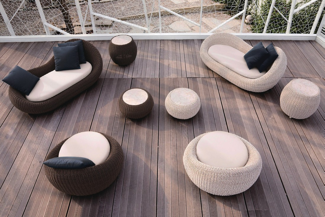 Twiga sofa and daybed