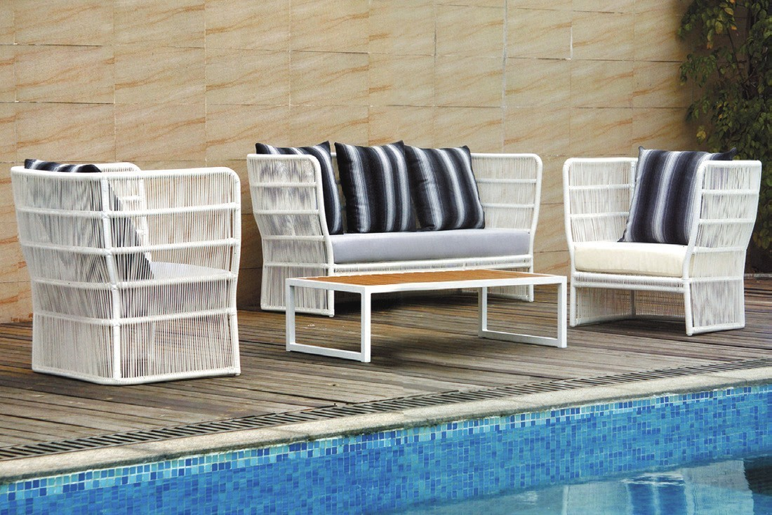 Elisa Outdoor sofa Set.