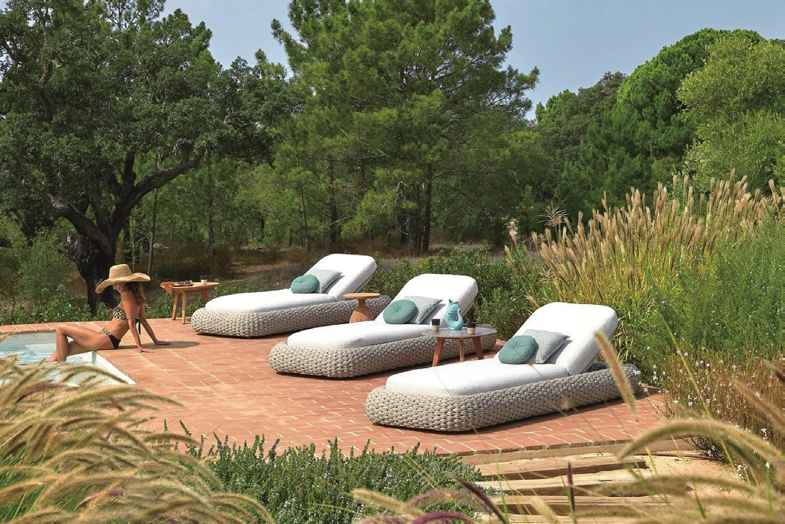 Manutti Kobo sun lounger