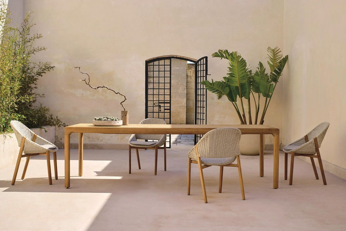 Outdoor 6/8 seater patio dining set