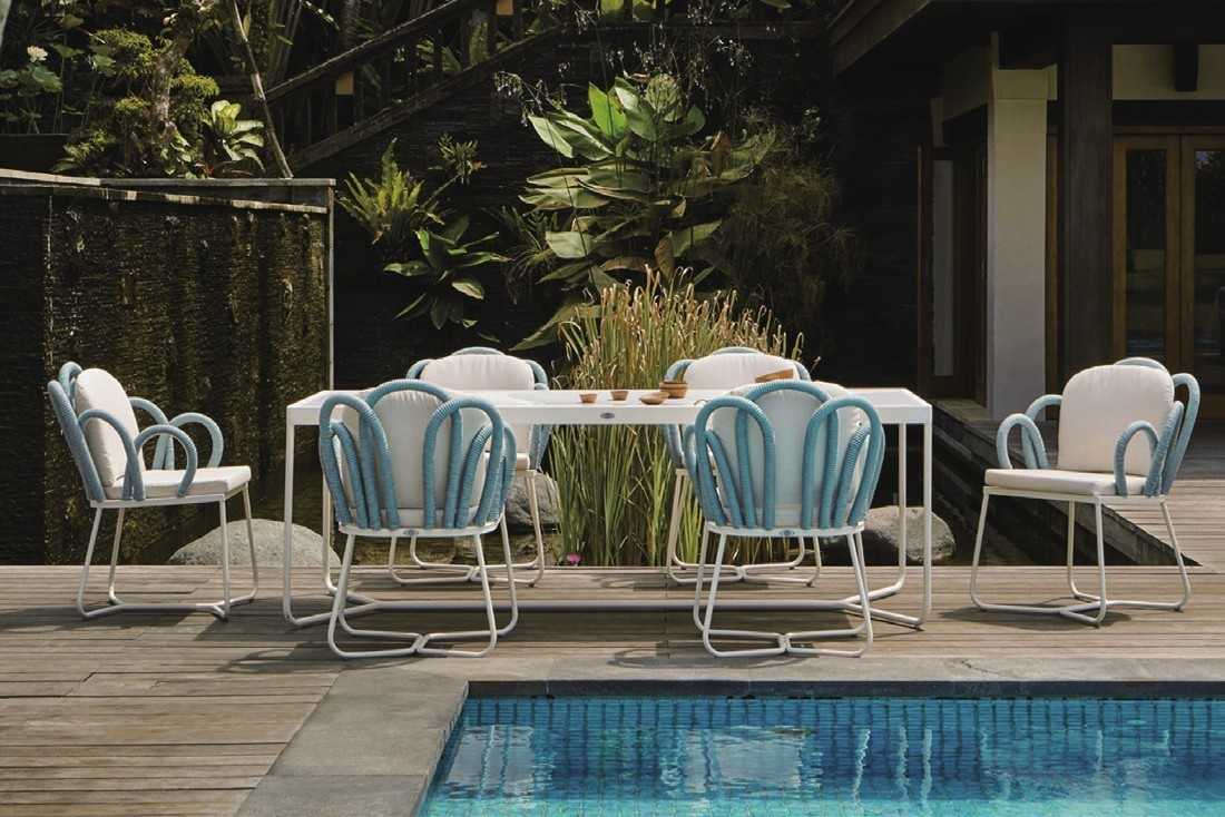 6-seater outdoor patio dining set