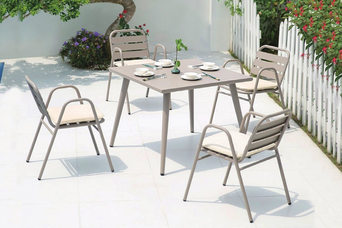4 seater patio dining set
