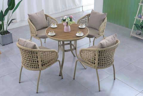 4 seater patio dining set with Armchair