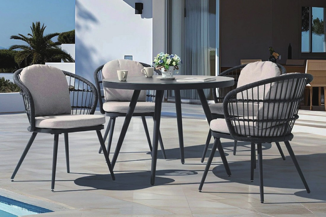 4 seater patio dining set.