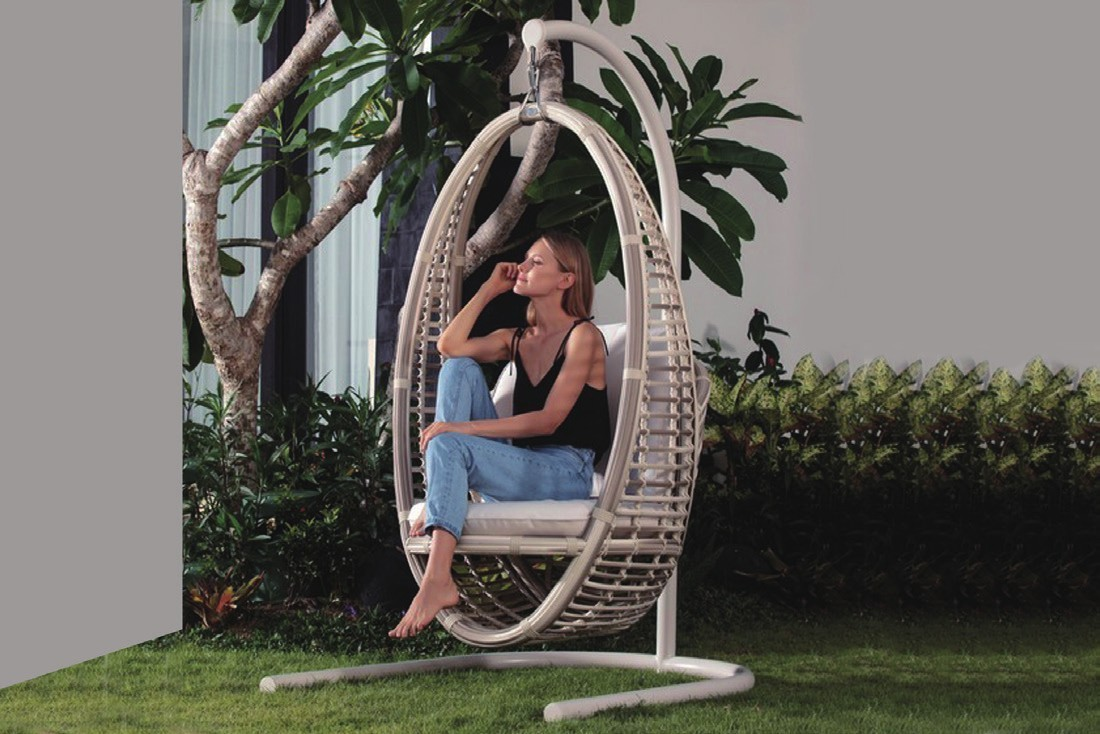 Hanging swing sofa/chair